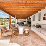 Brisas Villa *